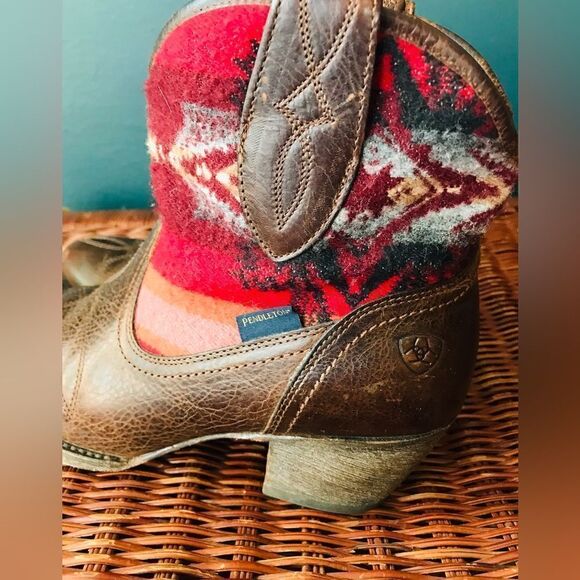 Ariat | Pendleton collab | women’s Meadow Boot - Women's size 8 - Picture 3 of 11